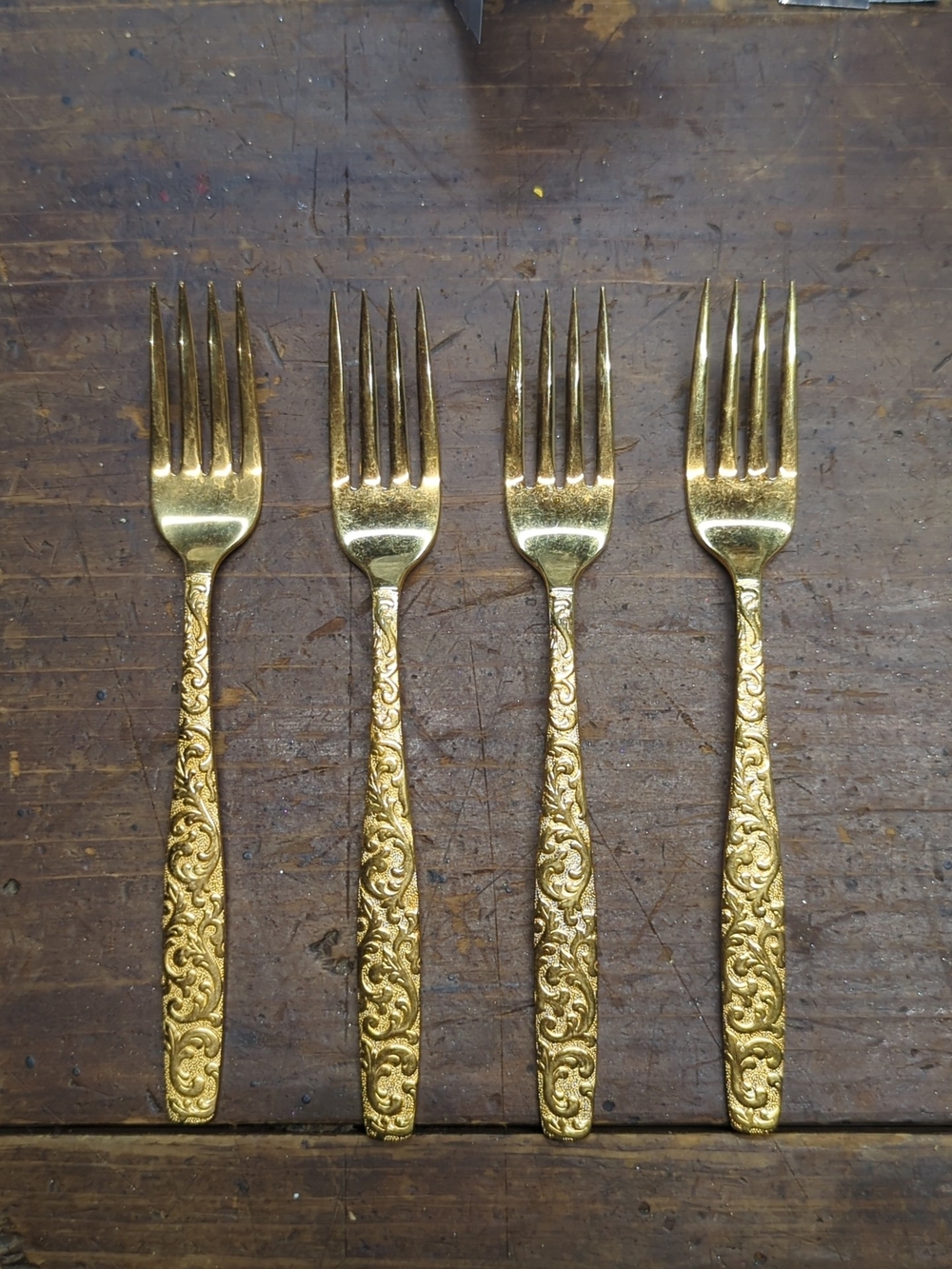 Americana Golden Heritage Flatware 4 Gold Dinner Forks International Silver